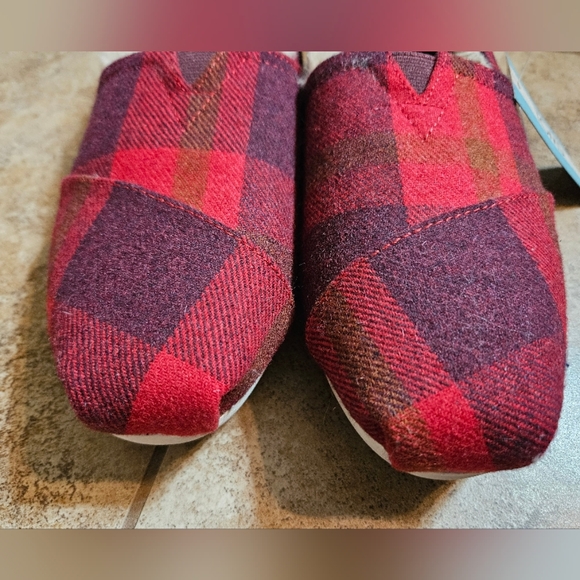 Toms Red Plaid Shoes - Picture 3 of 5